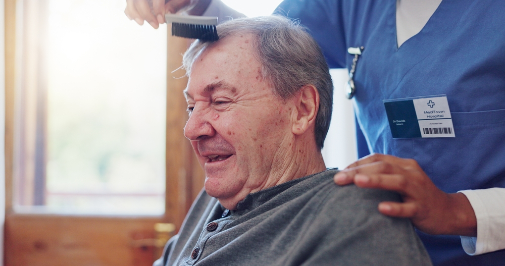 How Our Grooming Services Boost Confidence in Seniors - senior living lafayette - maison levie