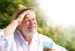 When-Is-It-Too-Hot-for-Seniors-to-Go-Outside-senior-living-in-lafayette-maison-levie